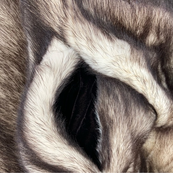 NEW! Beautifully Canadian Bleached Mink Jacket - Size 10 - Picture 8 of 12